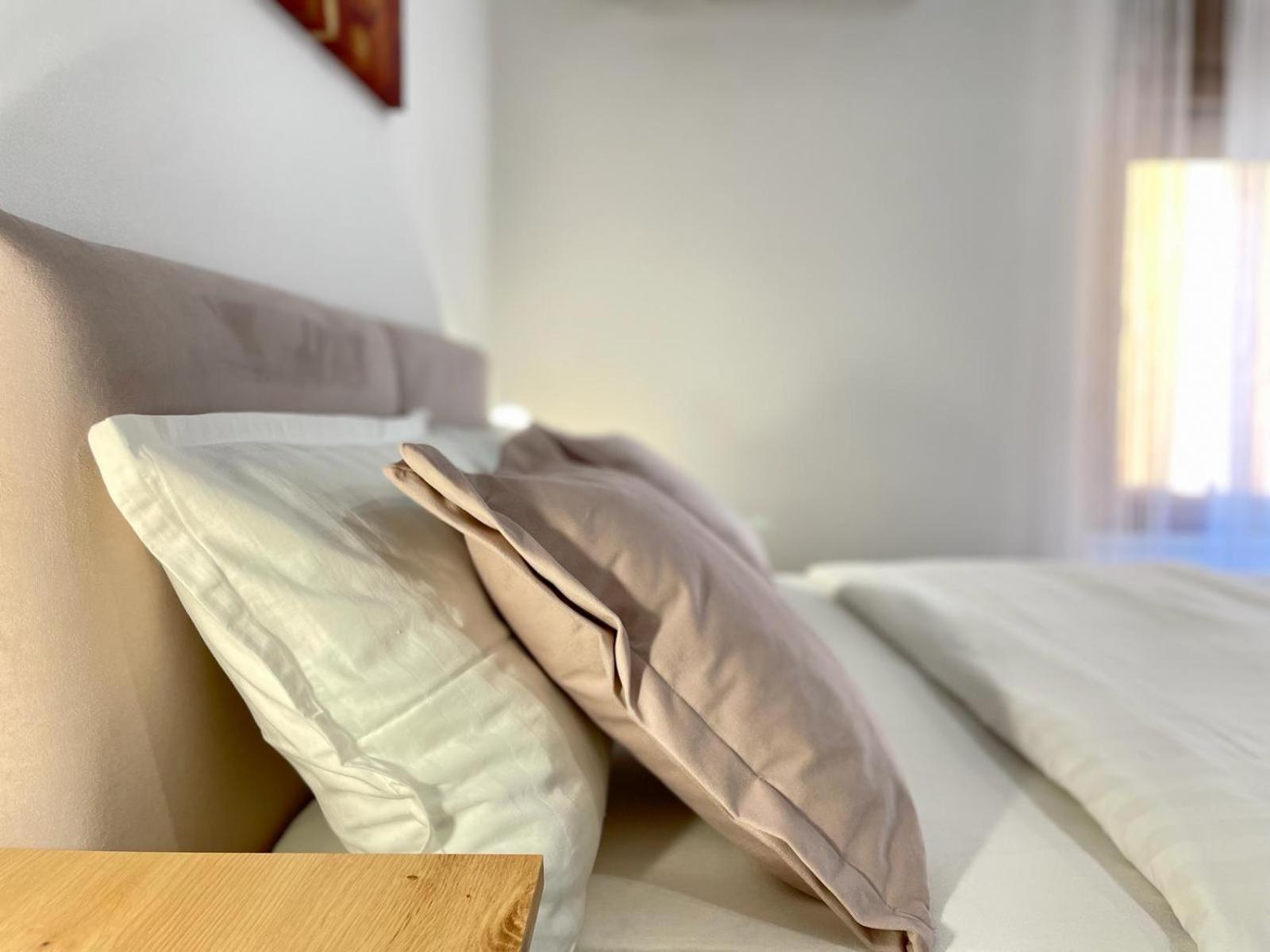 Astraluxe Apartment Fazana Bagian luar foto