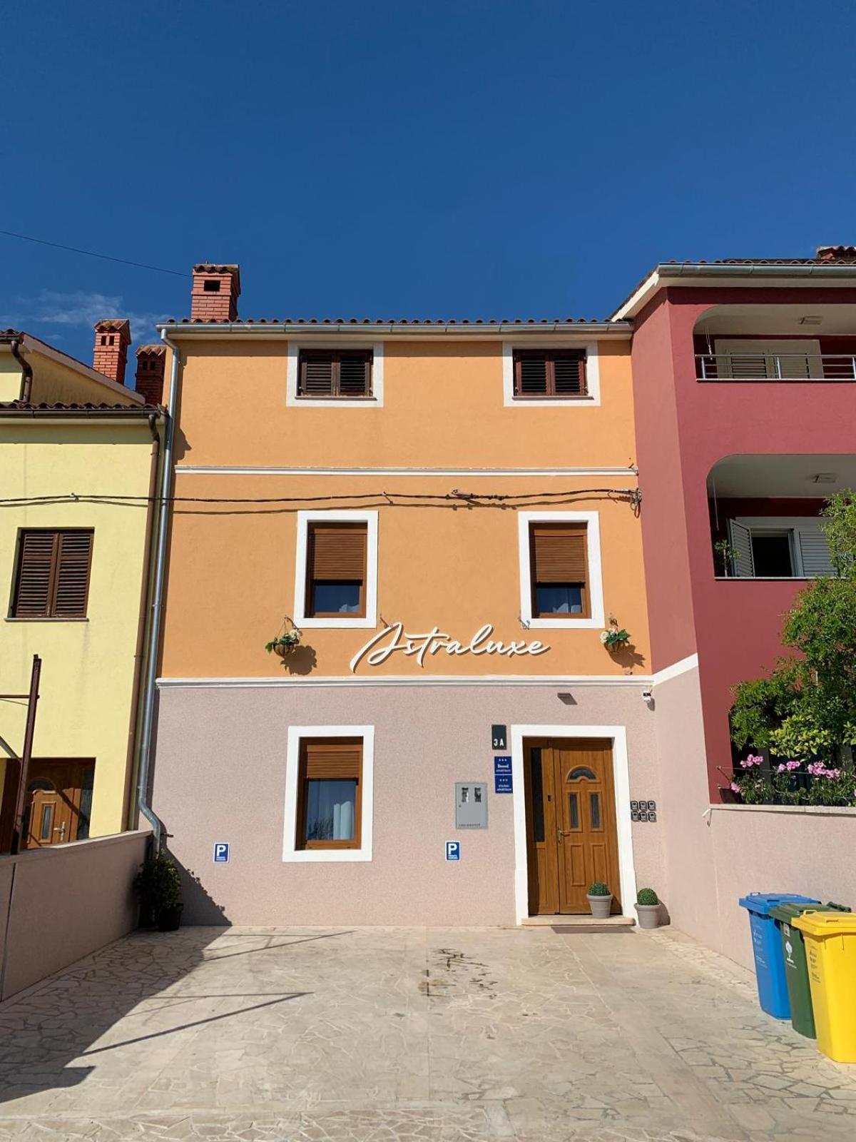 Astraluxe Apartment Fazana Bagian luar foto